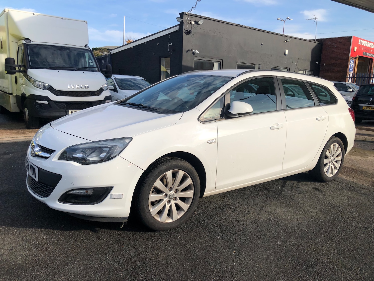 Used Vauxhall Astra 2014 for sale - 76006595: Photo 1
