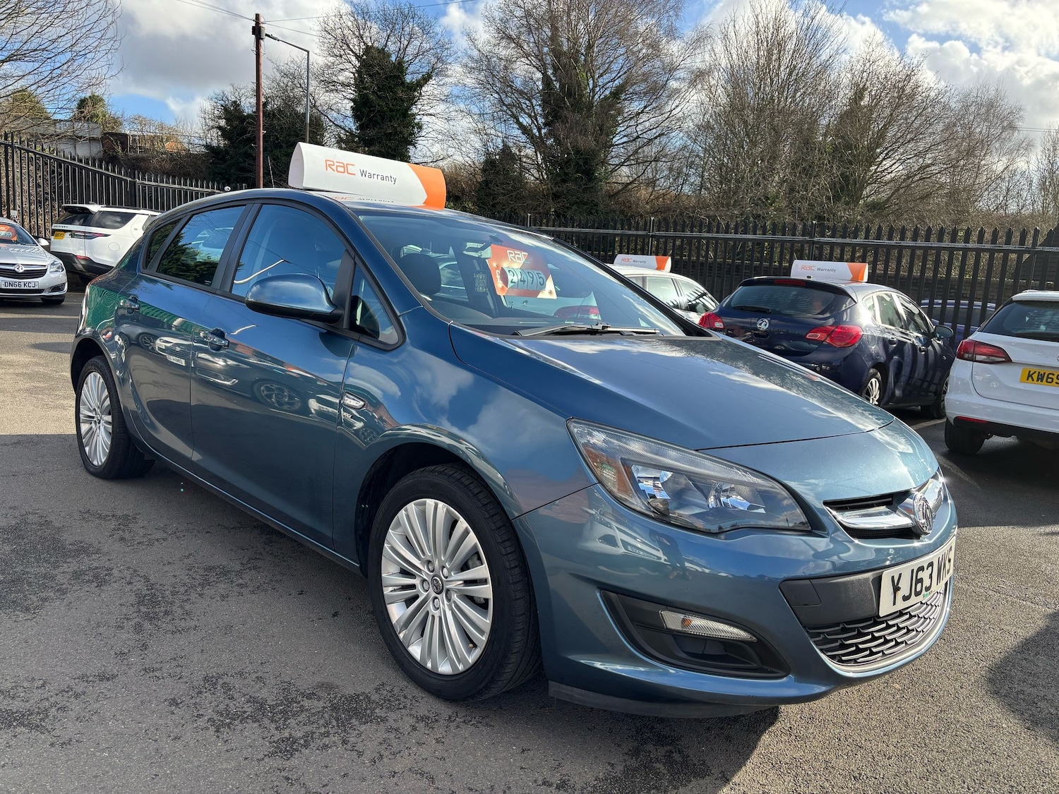 Used Vauxhall Astra 2013 for sale - 78009187: Photo 3