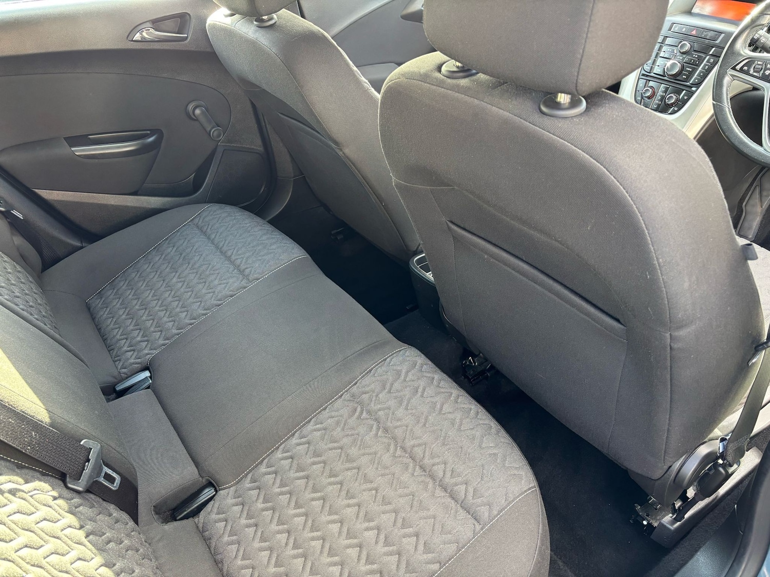 Used Vauxhall Astra 2013 for sale - 78009187: Photo 8