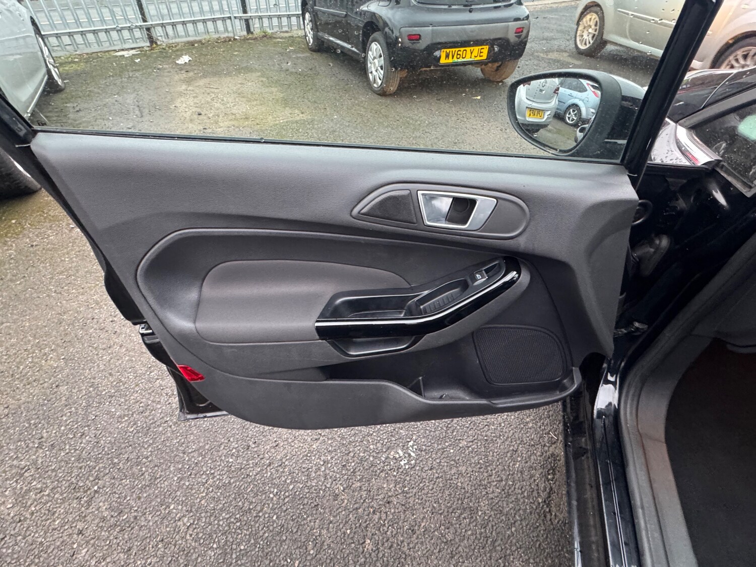 Used Ford Fiesta 2016 for sale - 77820074: Photo 24