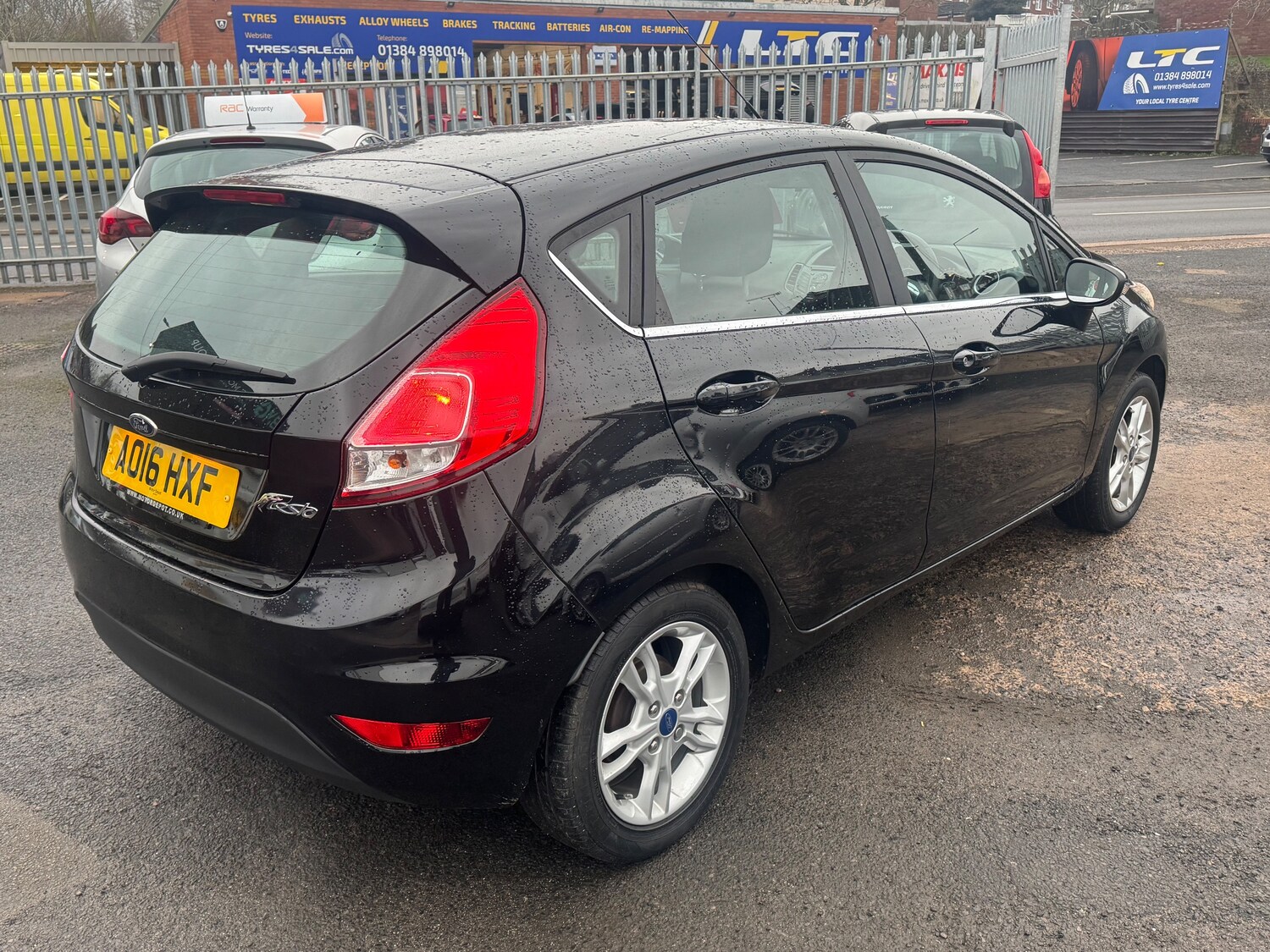 Used Ford Fiesta 2016 for sale - 77820074: Photo 8