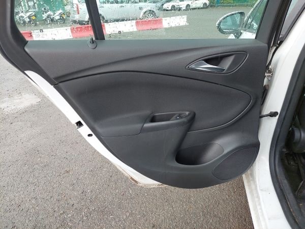 Used Vauxhall Astra 2017 for sale - 76316063: Photo 11