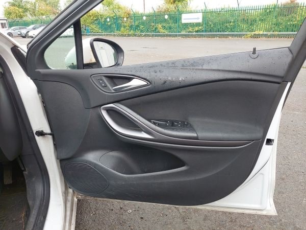 Used Vauxhall Astra 2017 for sale - 76316063: Photo 13