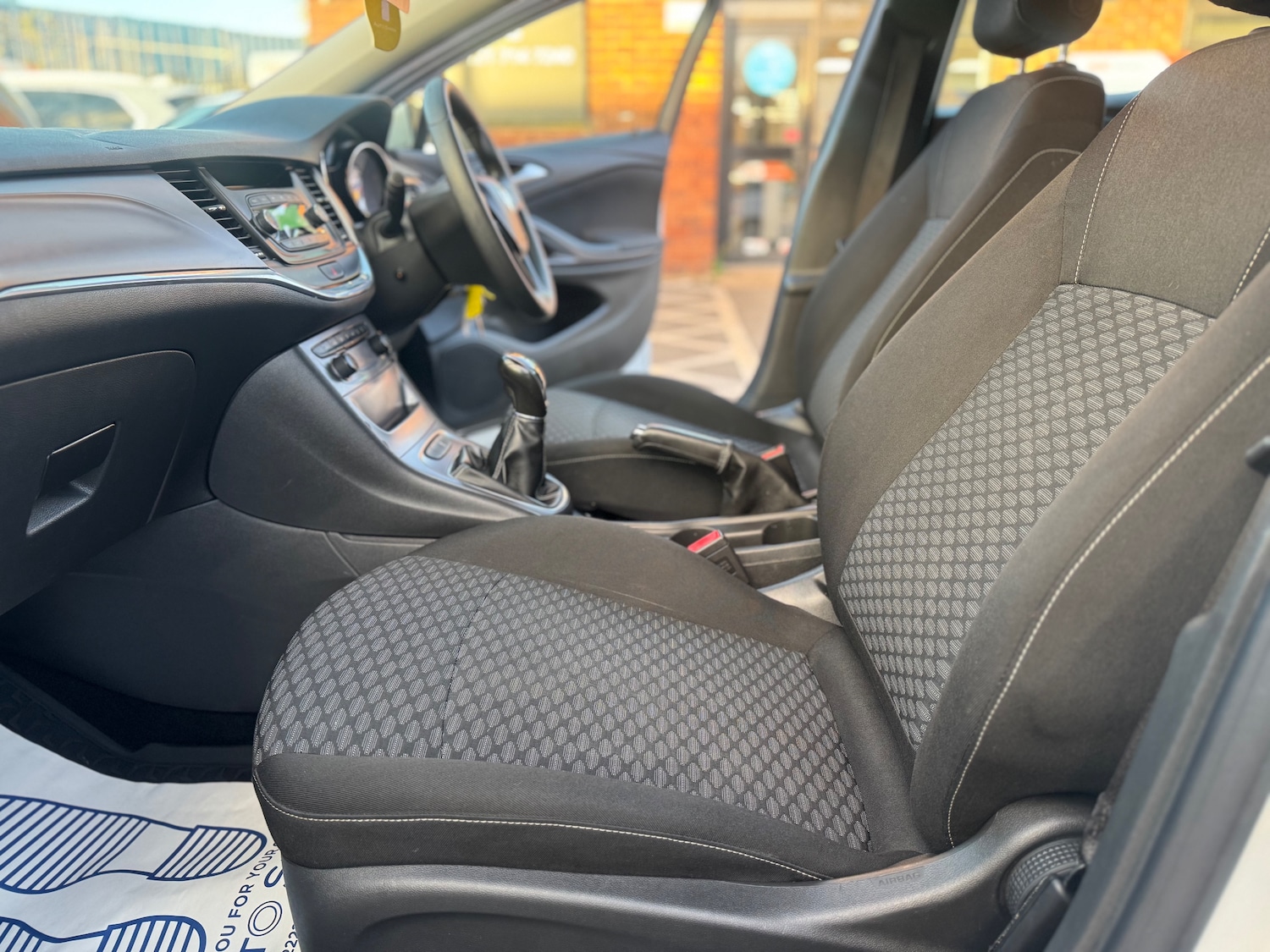 Used Vauxhall Astra 2017 for sale - 76316063: Photo 27