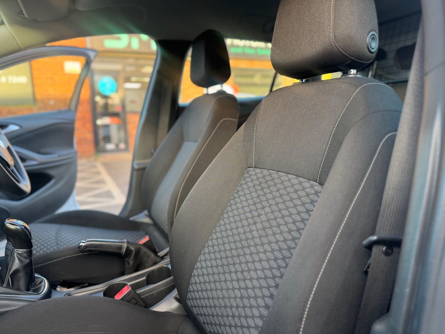 Used Vauxhall Astra 2017 for sale - 76316063: Photo 28