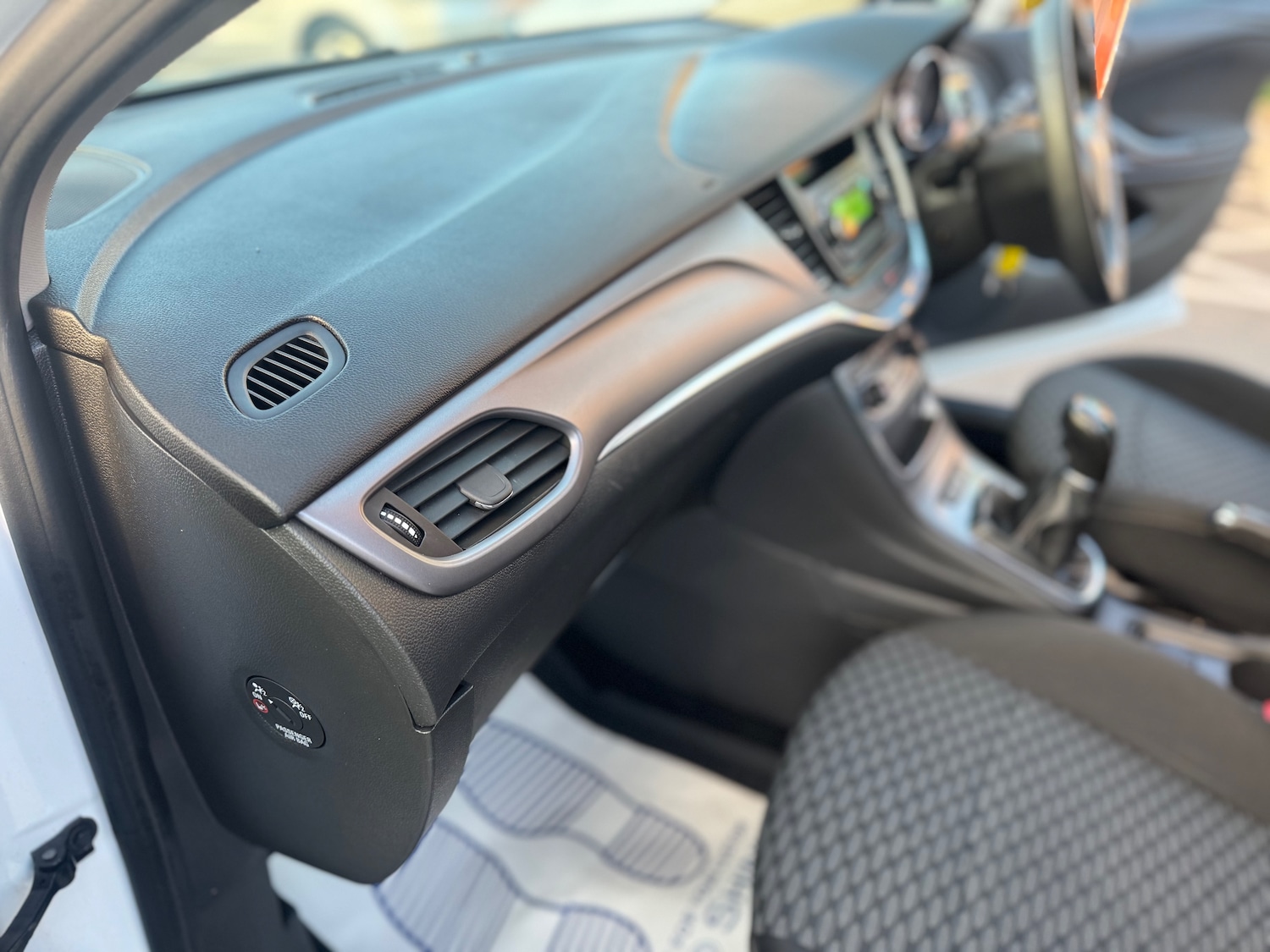 Used Vauxhall Astra 2017 for sale - 76316063: Photo 31