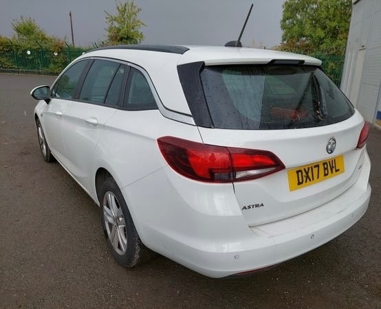 Used Vauxhall Astra 2017 for sale - 76316063: Photo 8