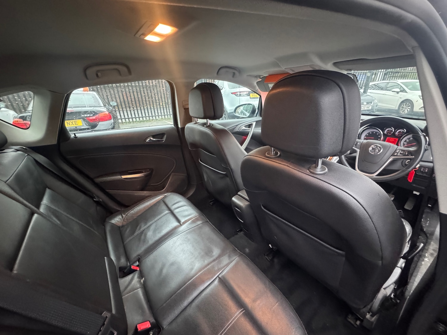 Used Vauxhall Astra 2011 for sale - 76954559: Photo 10