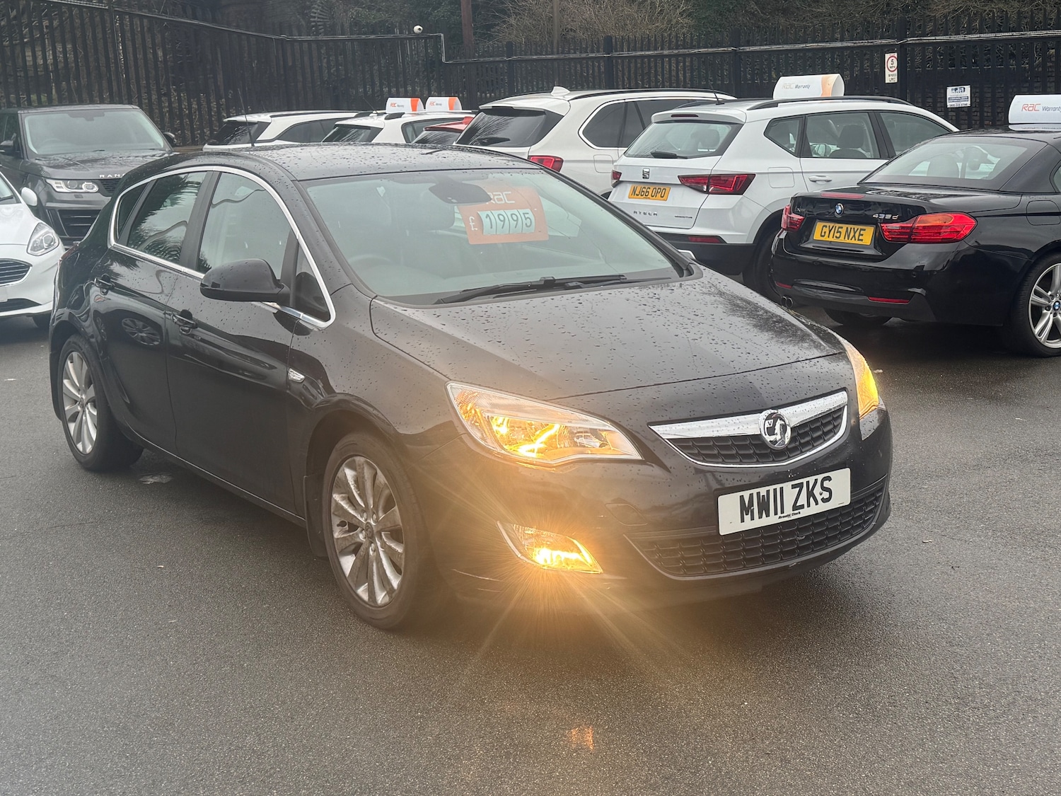 Used Vauxhall Astra 2011 for sale - 76954559: Photo 2