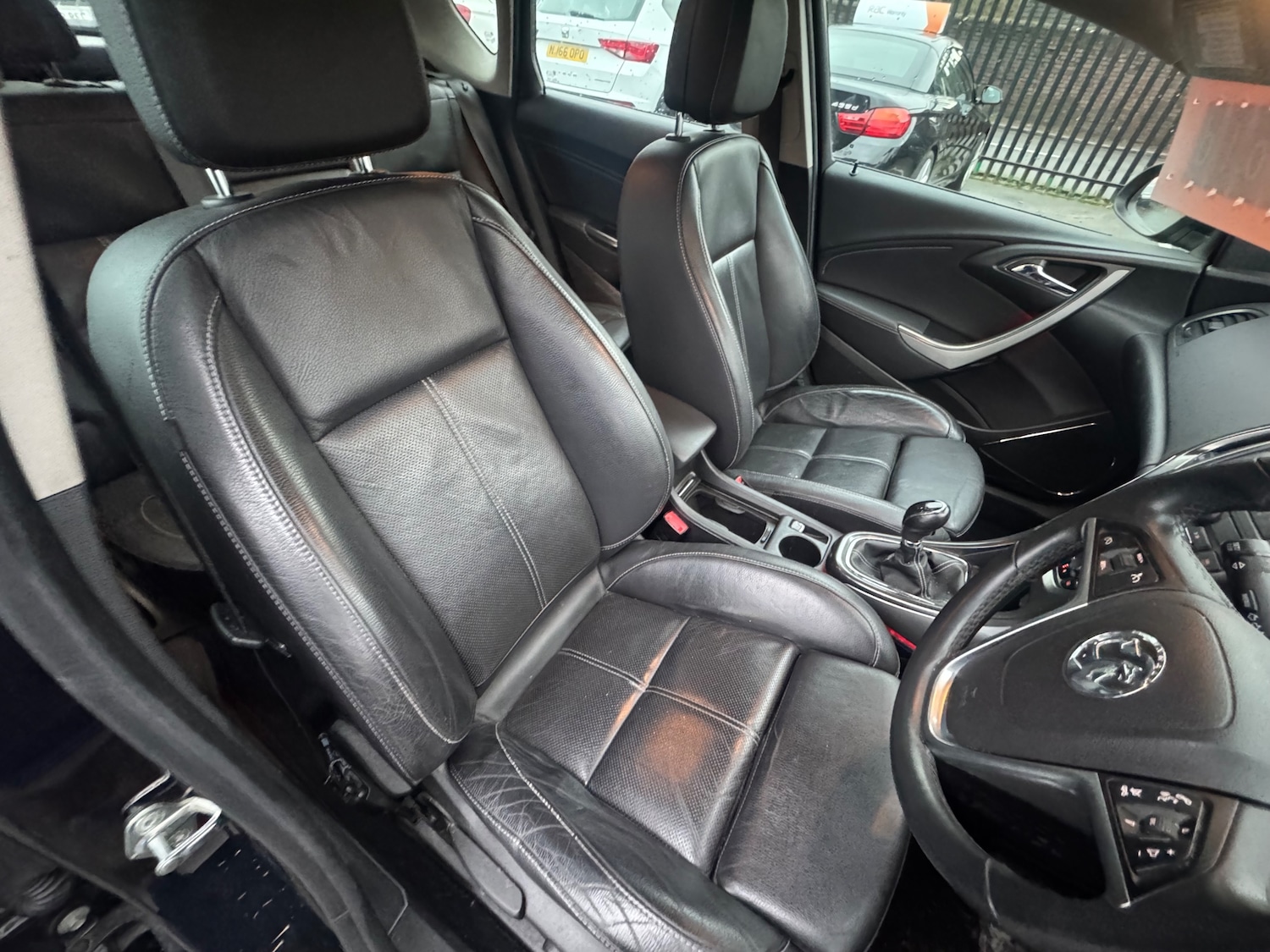 Used Vauxhall Astra 2011 for sale - 76954559: Photo 7