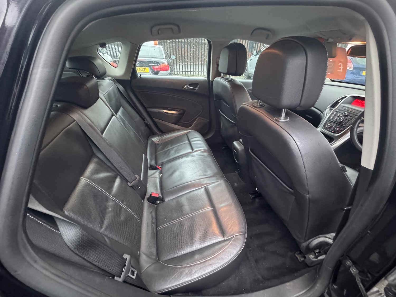 Used Vauxhall Astra 2011 for sale - 76954559: Photo 8