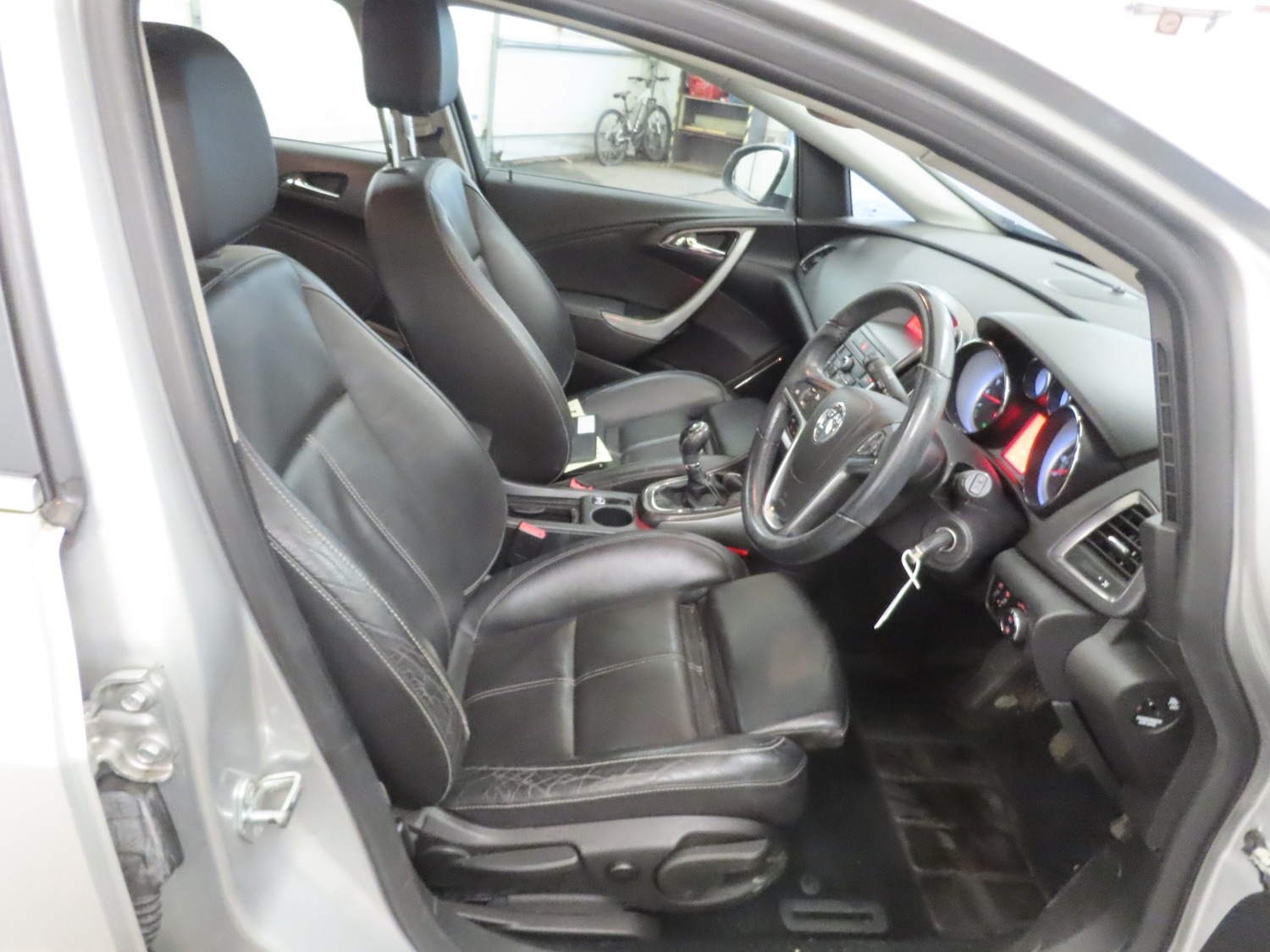 Used Vauxhall Astra 2011 for sale - 77171401: Photo 7