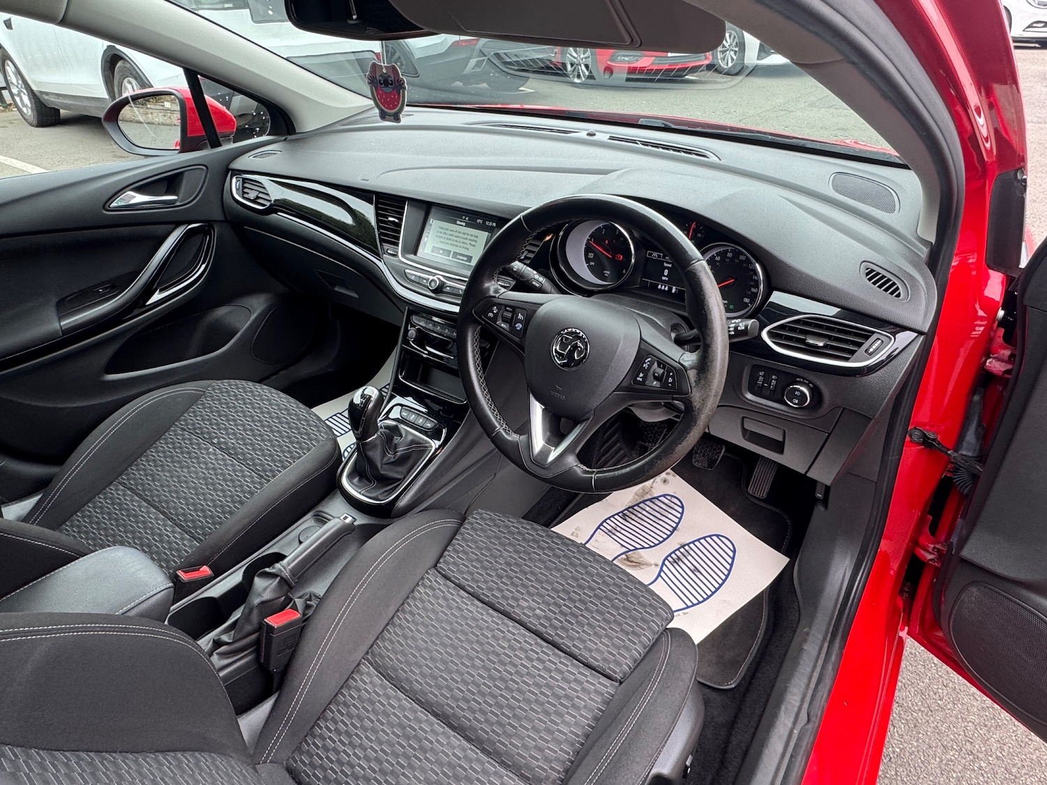 Used Vauxhall Astra 2018 for sale - 76087293: Photo 11