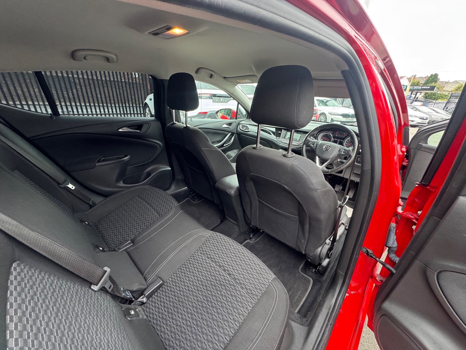 Used Vauxhall Astra 2018 for sale - 76087293: Photo 17