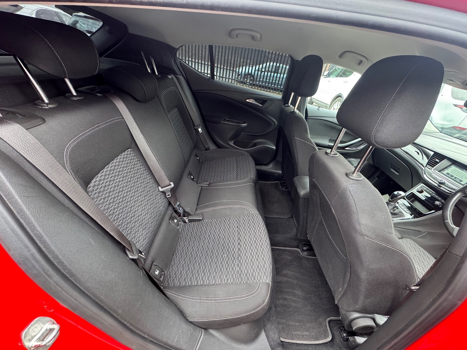 Used Vauxhall Astra 2018 for sale - 76087293: Photo 18