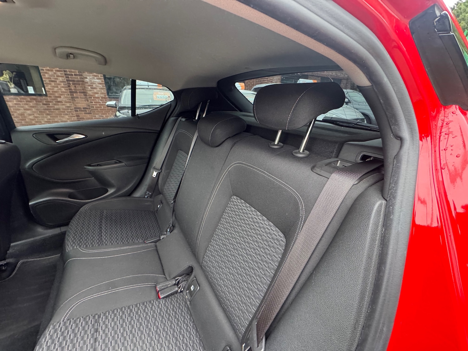 Used Vauxhall Astra 2018 for sale - 76087293: Photo 21