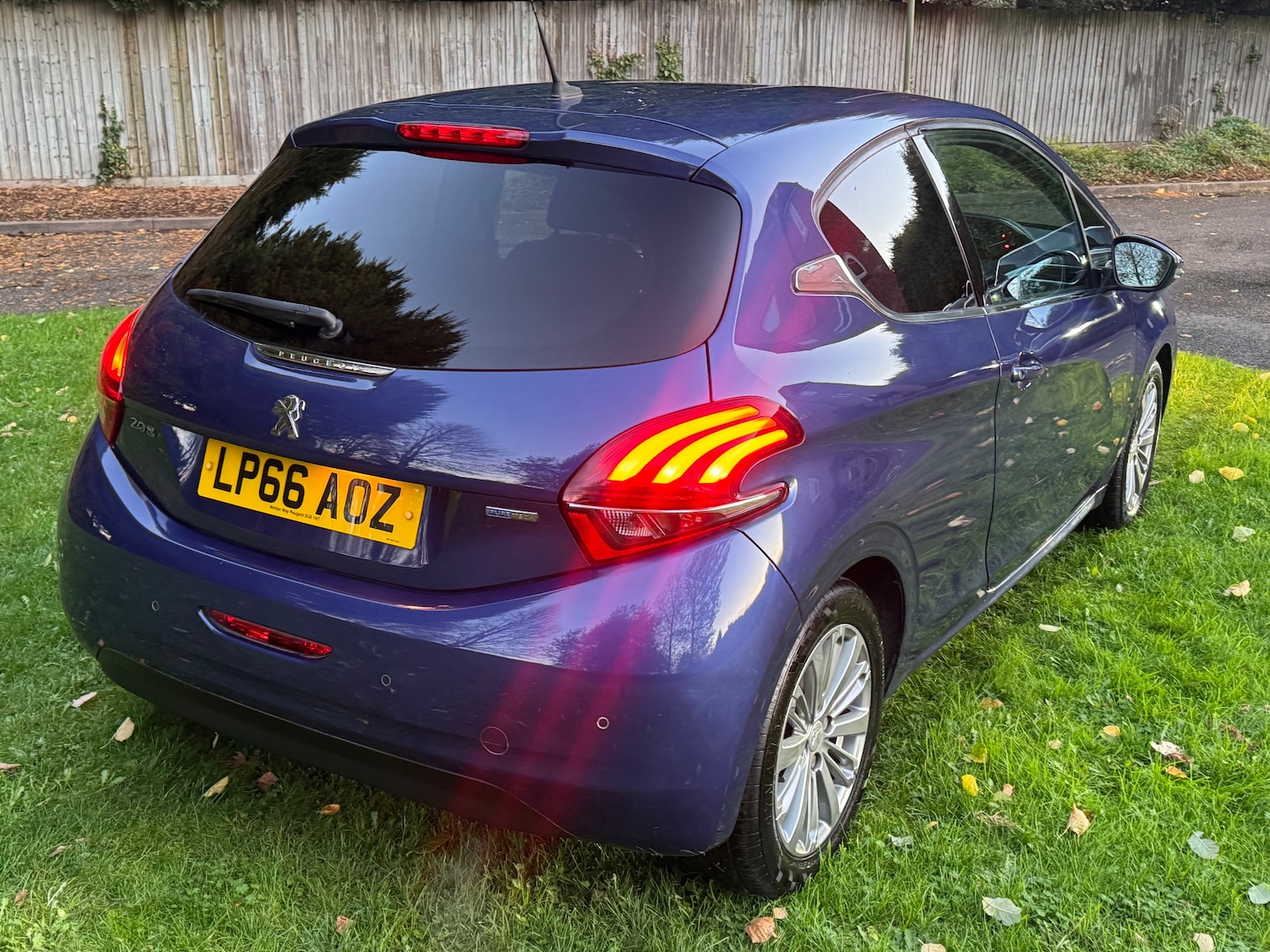 Used Peugeot 208 2017 for sale - 76836555: Photo 5