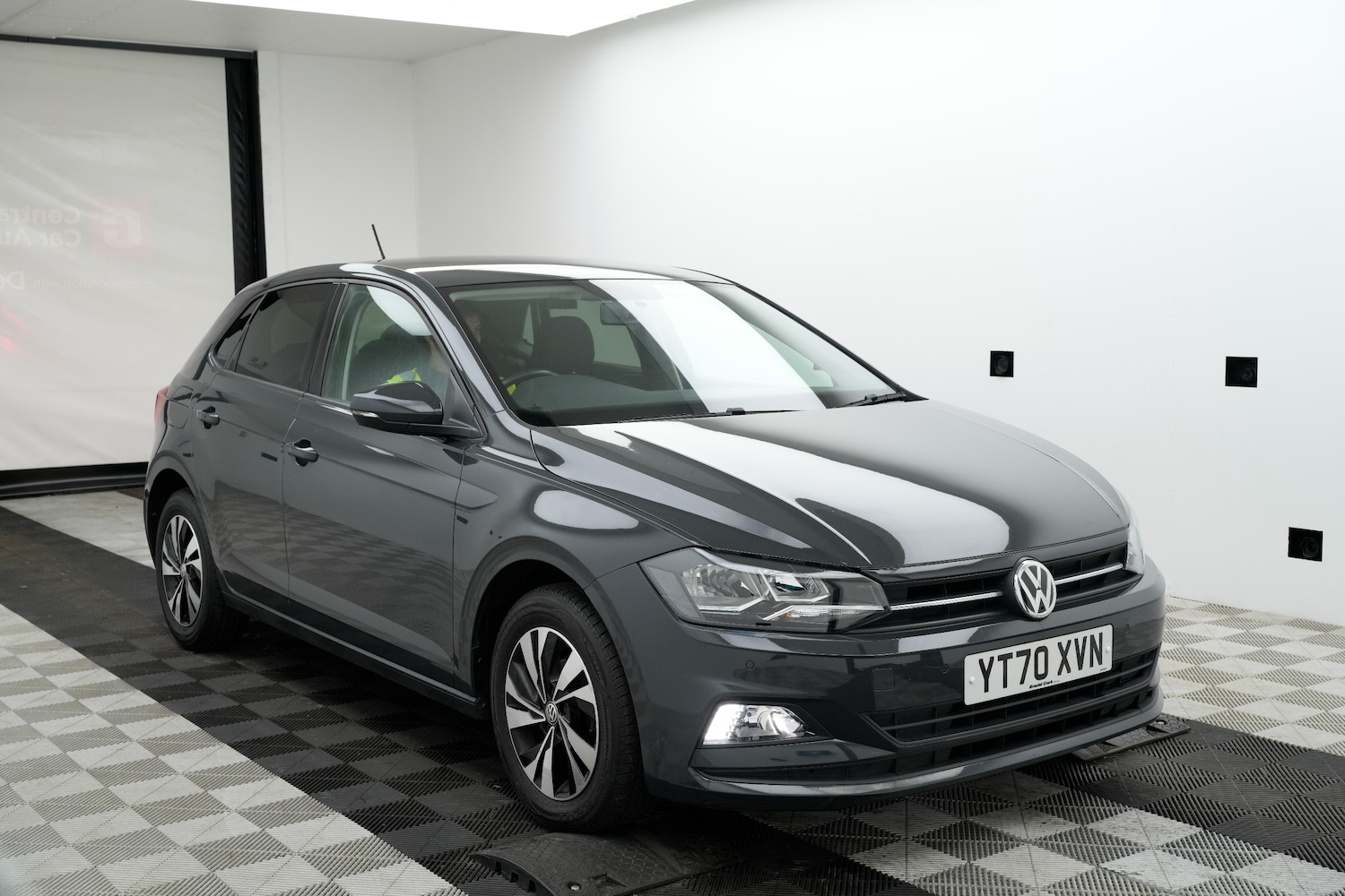 Used Volkswagen Polo 2020 for sale - 76469124: Photo 1