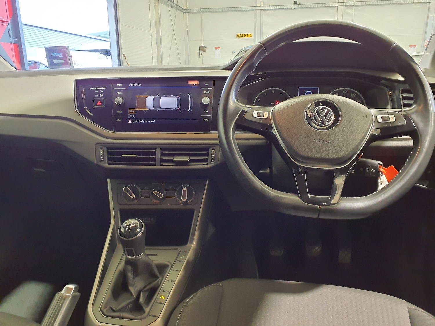 Used Volkswagen Polo 2020 for sale - 76469124: Photo 10