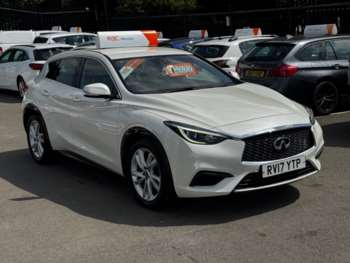 Used Infiniti Q30 2017 for sale - 74854440: Photo