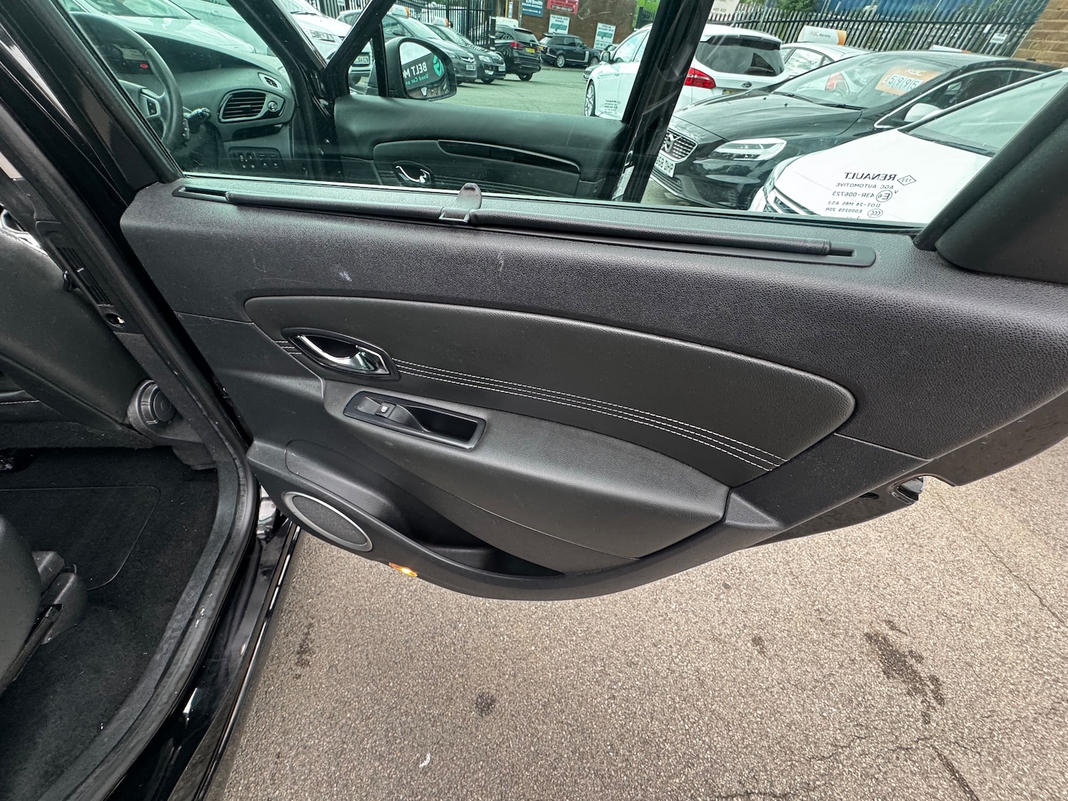 Used Renault Grand Scenic 2012 for sale - 77211703: Photo 14