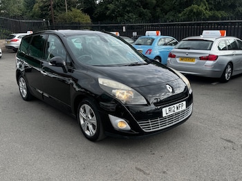 Used Renault Grand Scenic 2012 for sale - 77211703: Photo