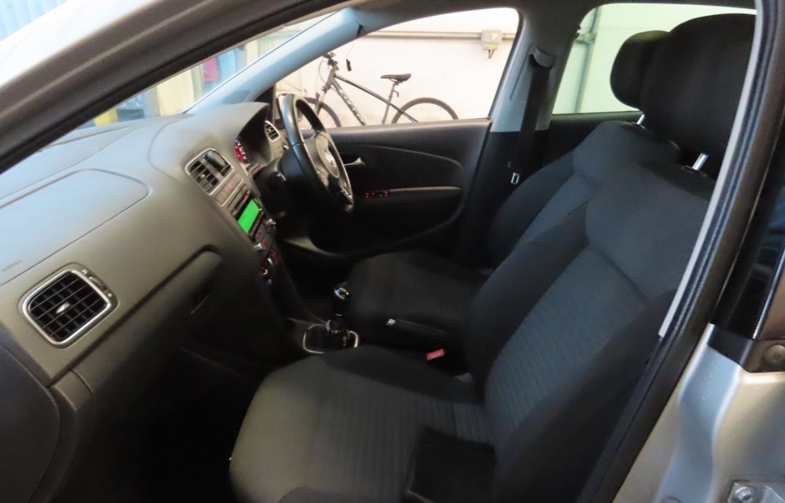 Used Volkswagen Polo 2013 for sale - 76875117: Photo 2