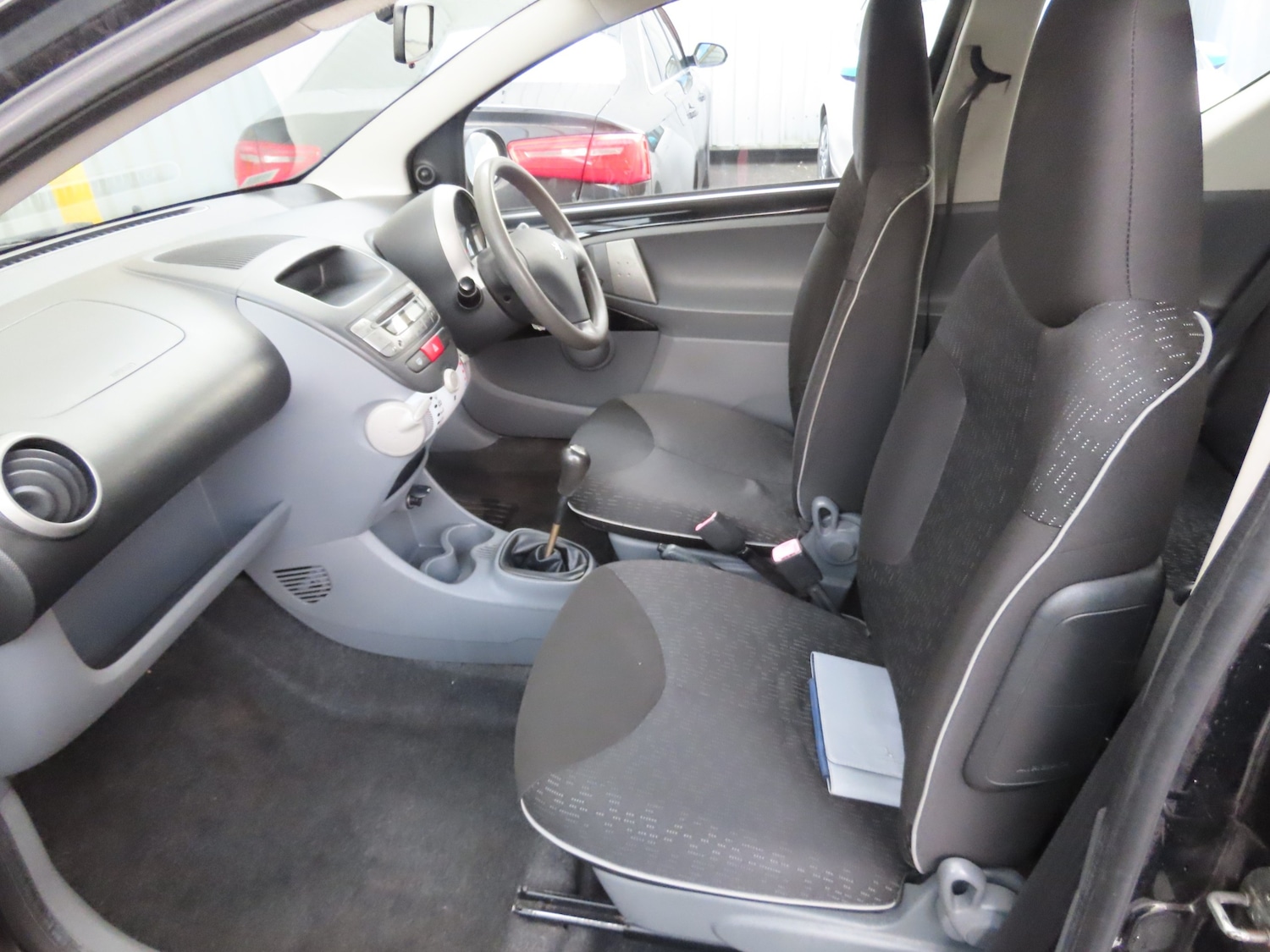 Used Peugeot 107 2010 for sale - 77171405: Photo 7