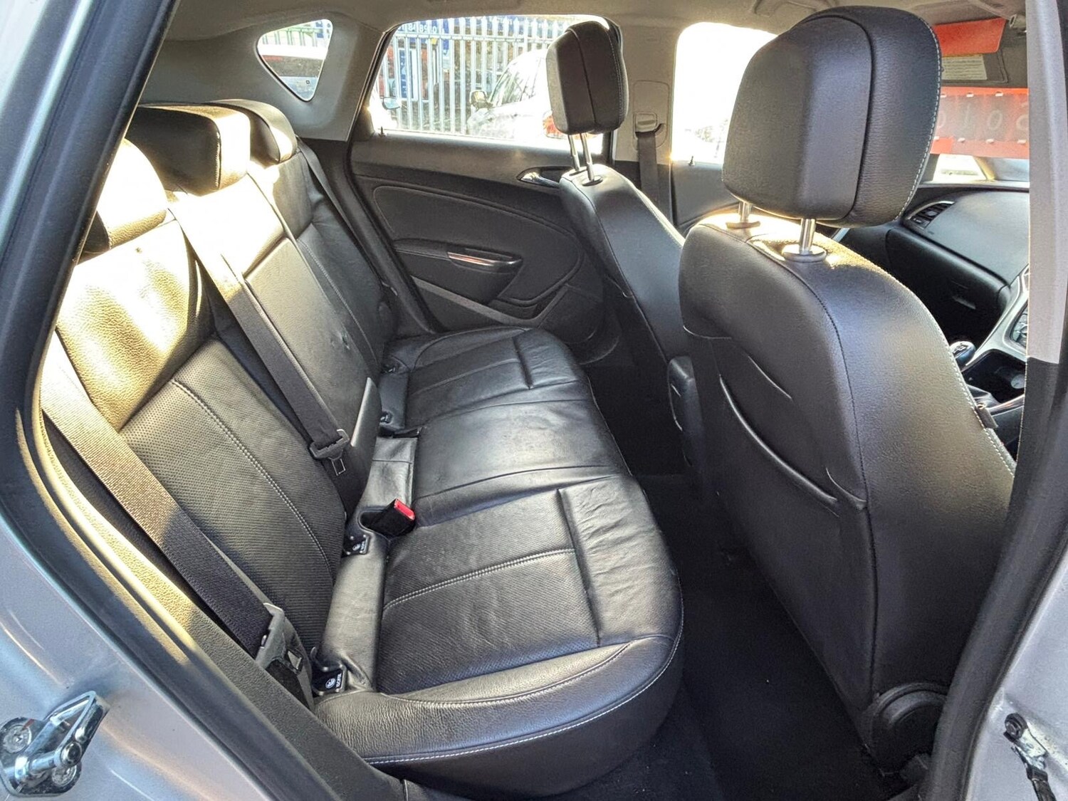 Used Vauxhall Astra 2011 for sale - 77600565: Photo 10