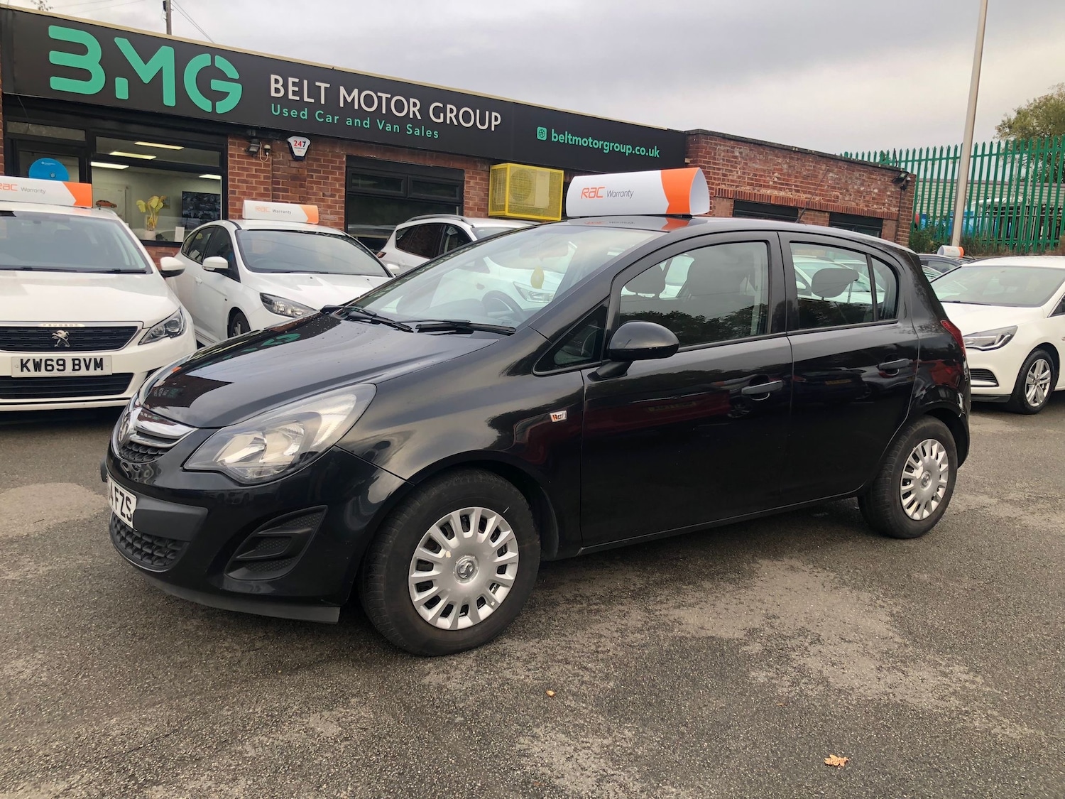 Used Vauxhall Corsa 2014 for sale - 77360644: Photo 1