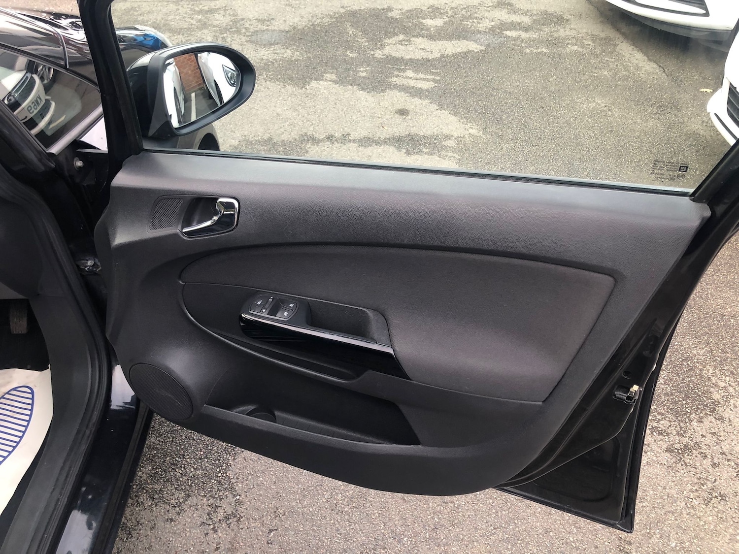 Used Vauxhall Corsa 2014 for sale - 77360644: Photo 11