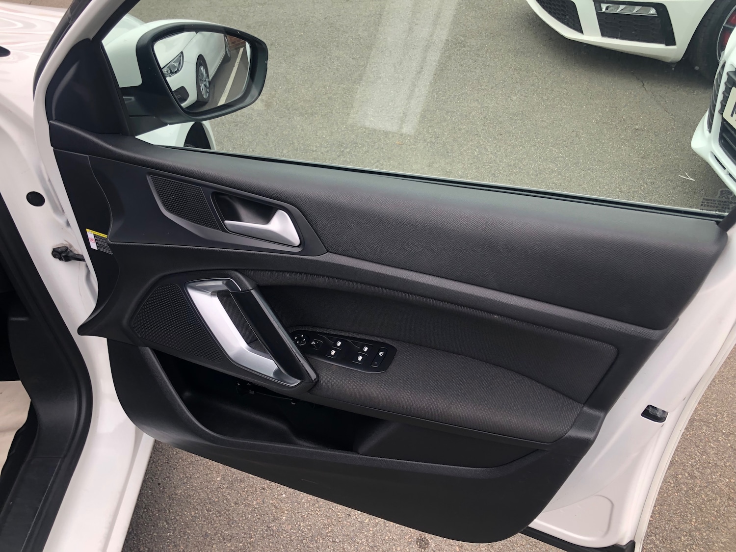 Used Peugeot 308 2020 for sale - 76767438: Photo 9