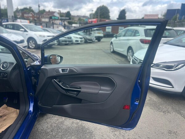 Used Ford Fiesta 2016 for sale - 74858641: Photo 9