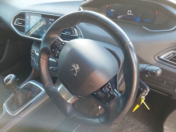 Used Peugeot 308 SW 2020 for sale - 76453673: Photo 10