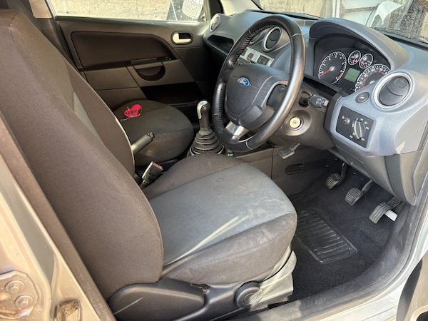 Used Ford Fiesta 2008 for sale - 76250660: Photo 5
