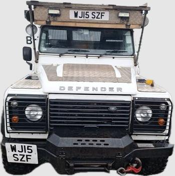 Used Land Rover Defender 110 2015 for sale - 77139314: Photo 2