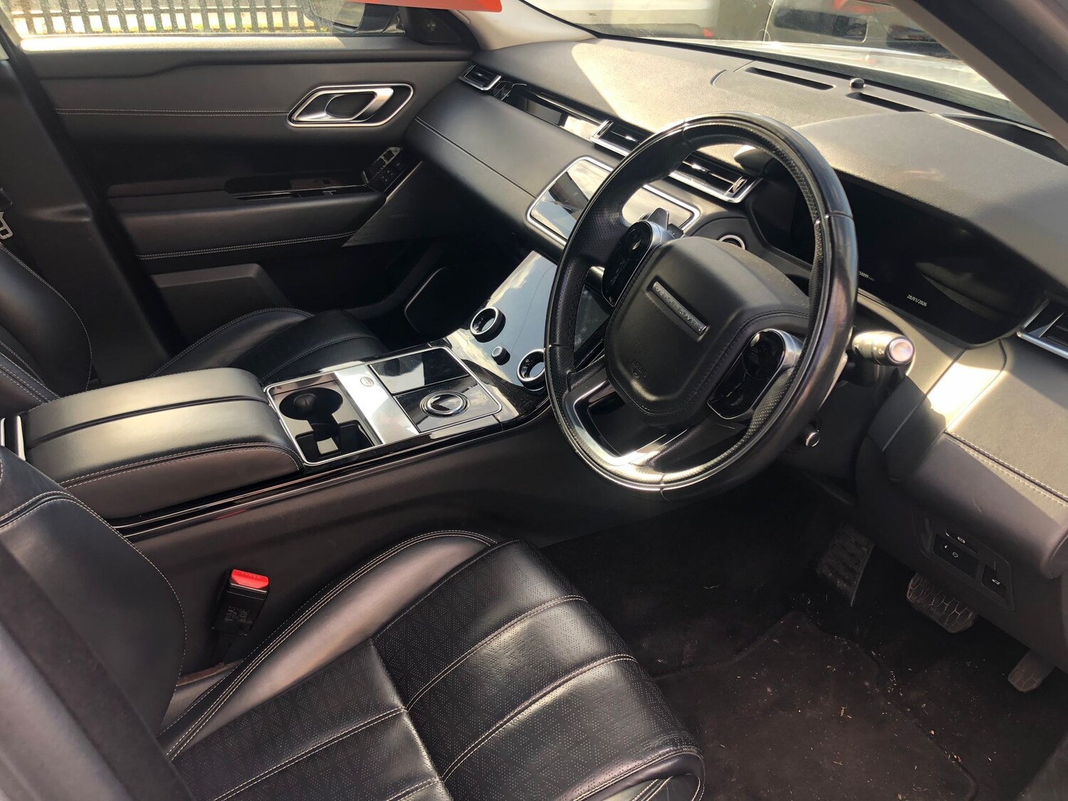 Used Land Rover Range Rover Velar 2017 for sale - 77341047: Photo 13