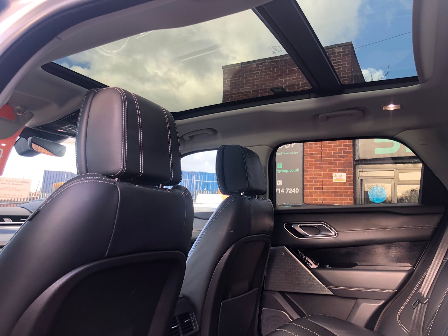 Used Land Rover Range Rover Velar 2017 for sale - 77341047: Photo 19