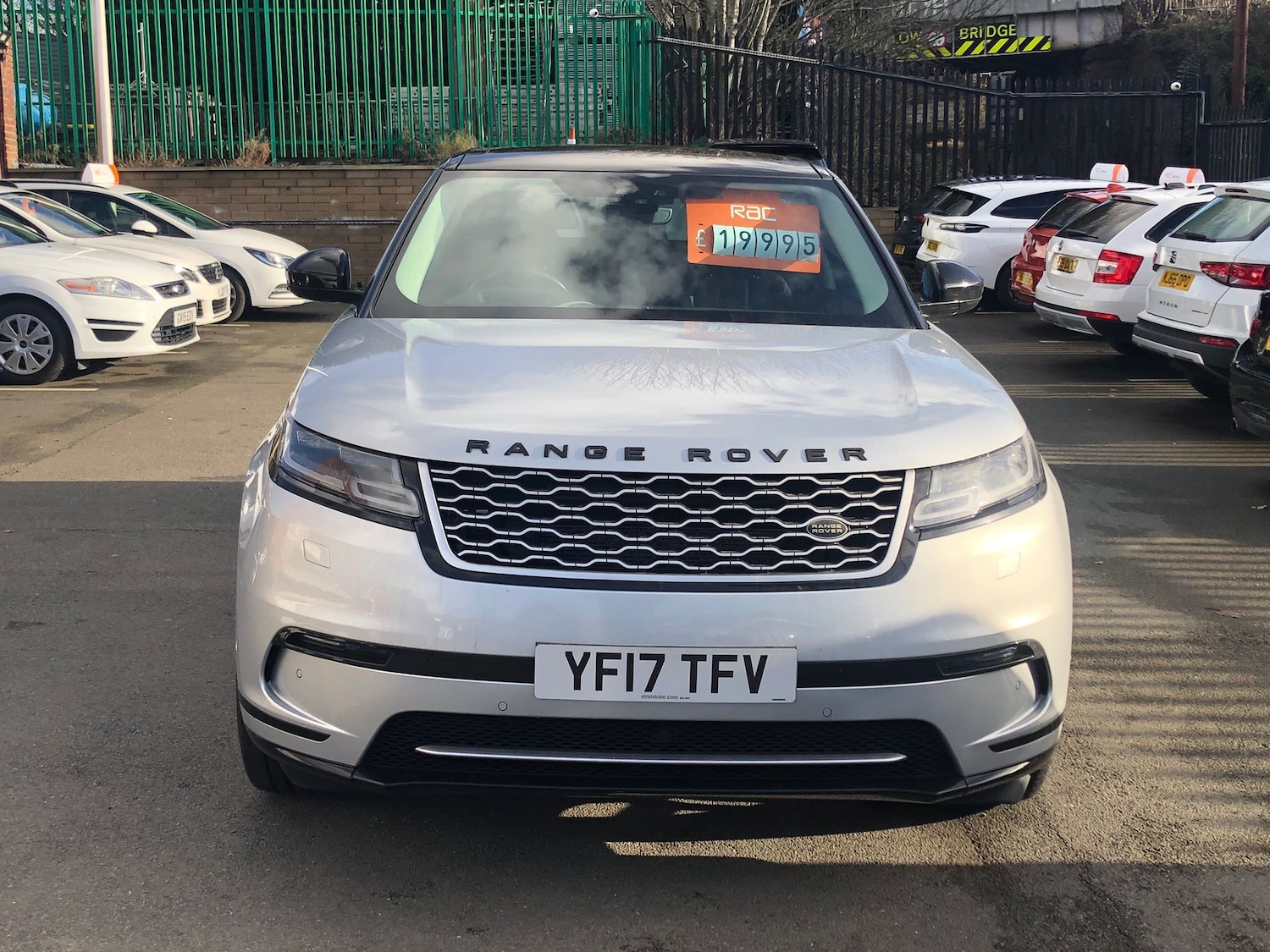 Used Land Rover Range Rover Velar 2017 for sale - 77341047: Photo 5