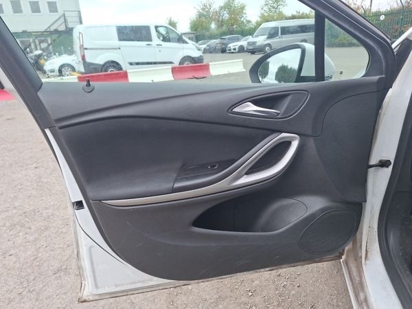 Used Vauxhall Astra 2019 for sale - 76357837: Photo 11