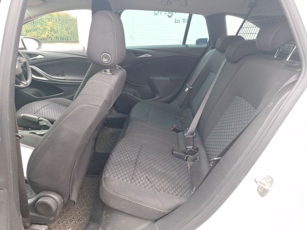 Used Vauxhall Astra 2019 for sale - 76357837: Photo 7