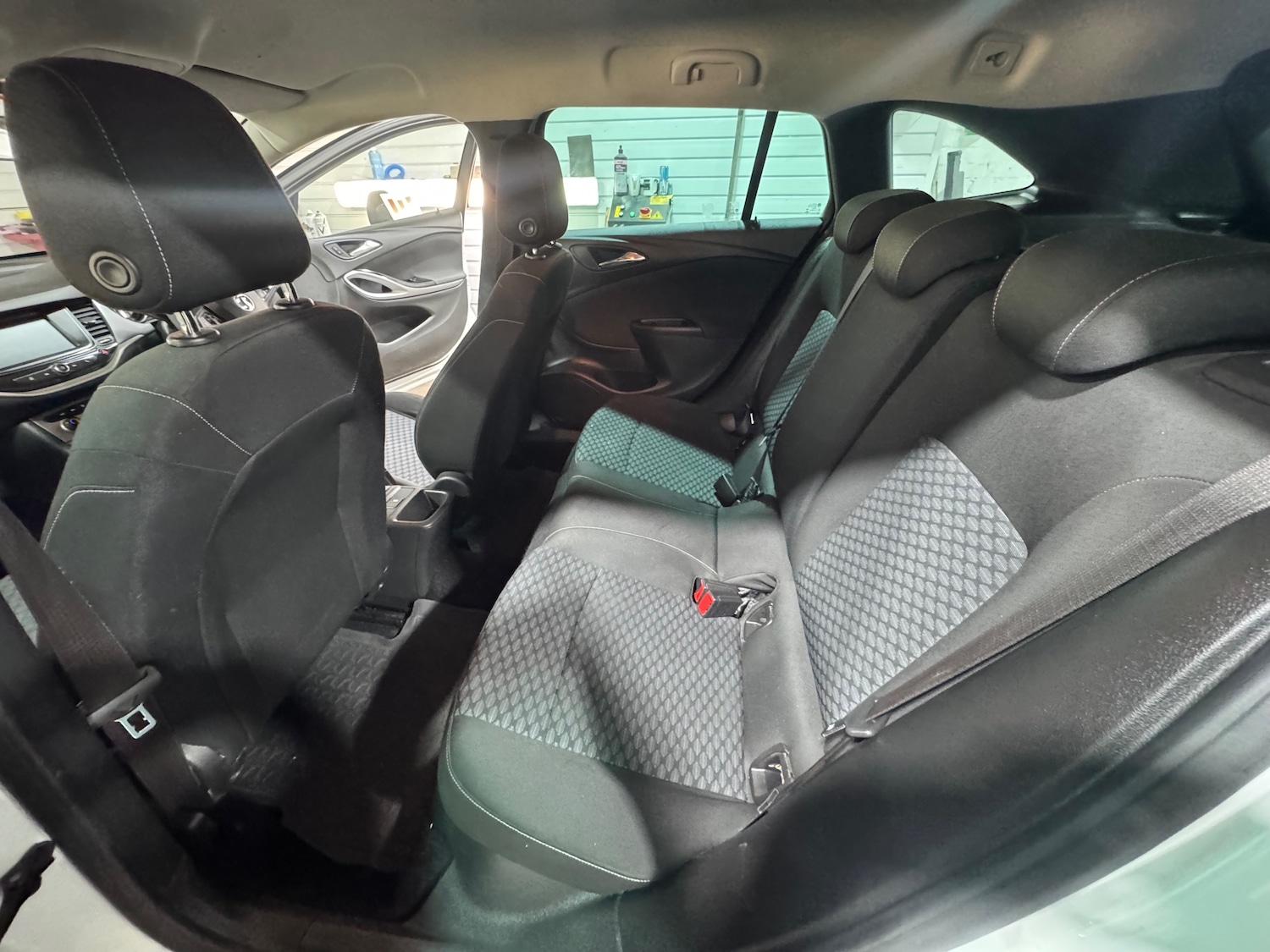 Used Vauxhall Astra 2018 for sale - 77187659: Photo 11