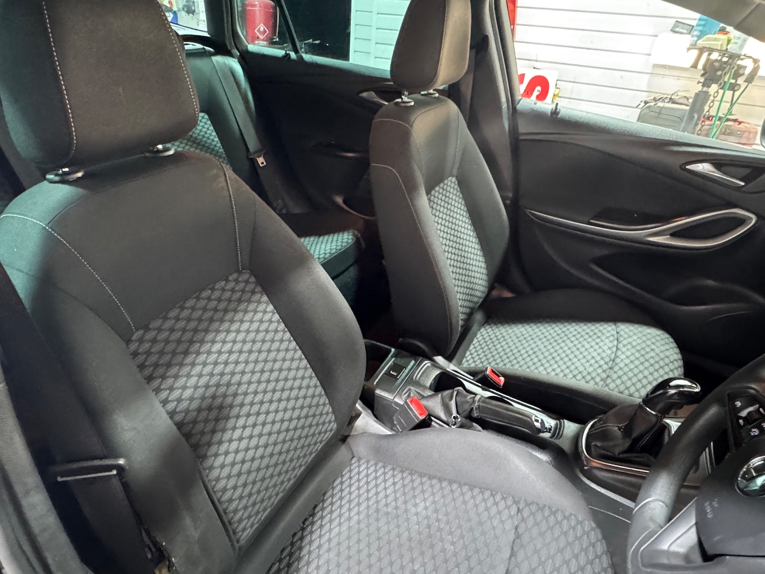 Used Vauxhall Astra 2018 for sale - 77187659: Photo 7