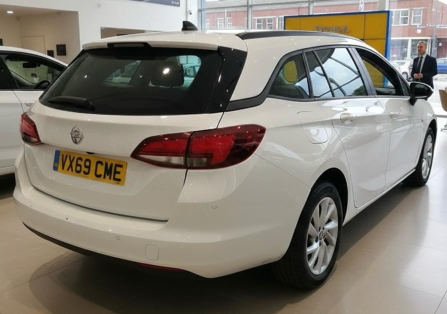Used Vauxhall Astra 2019 for sale - 77139278: Photo 2