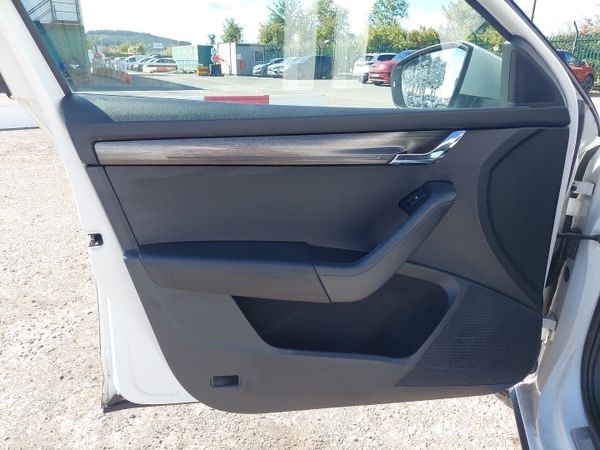 Used Skoda Octavia 2019 for sale - 76077136: Photo 10