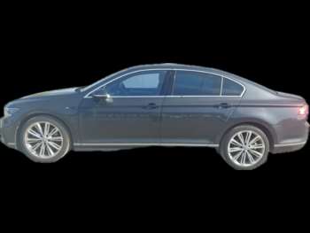 Used Volkswagen Passat 2020 for sale - 74885704: Photo