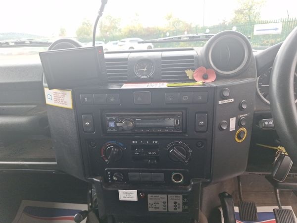 Used Land Rover Defender 110 2015 for sale - 76416560: Photo 10