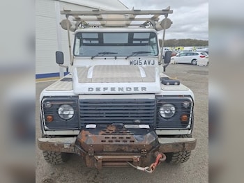 Used Land Rover Defender 2015 for sale - 76416560: Photo