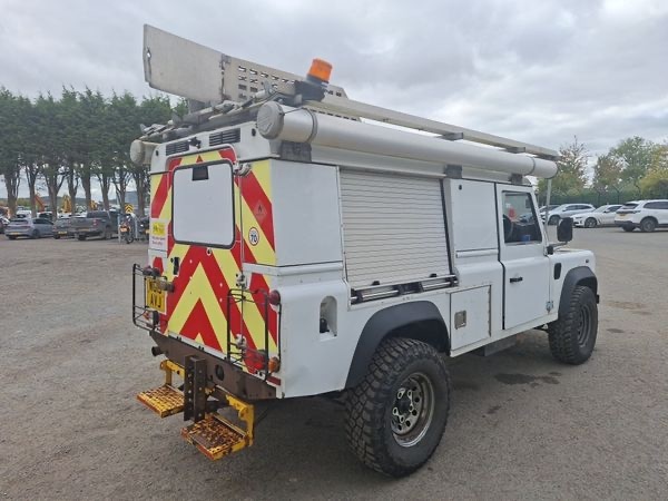 Used Land Rover Defender 110 2015 for sale - 76416560: Photo 5