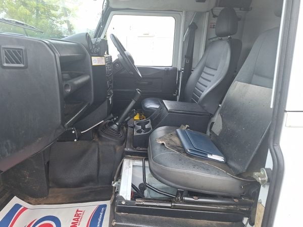 Used Land Rover Defender 110 2015 for sale - 76416560: Photo 8